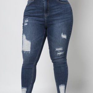NWT Distressed Jeans
